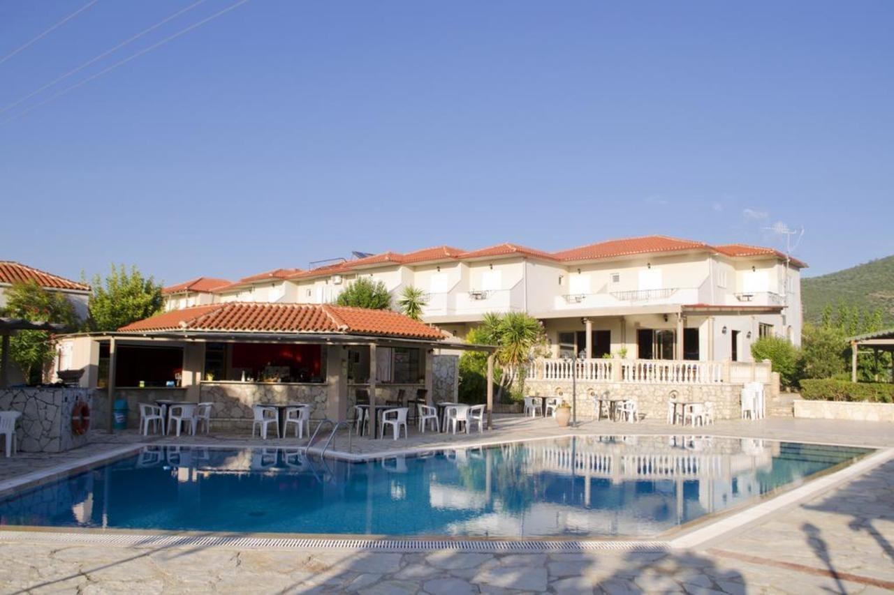Hotel Elina ペルディカ エクステリア 写真